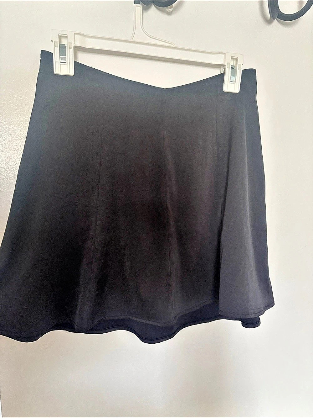 Abercrombie & Fitch A-Line Skirt in Black Size Small Like New